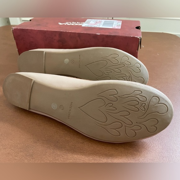 Arizona Jean Company Aiden NWT 🎉Host Pick!🎉 flats shoes size 10 in natural - Picture 7 of 8